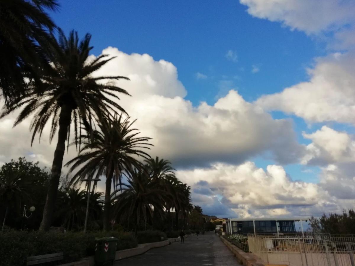 Appartamento Indipendente A Due Passi Dal Centro Savona Exterior foto