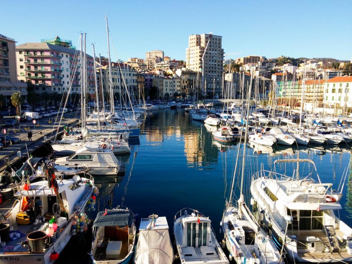 Appartamento Indipendente A Due Passi Dal Centro Savona Exterior foto