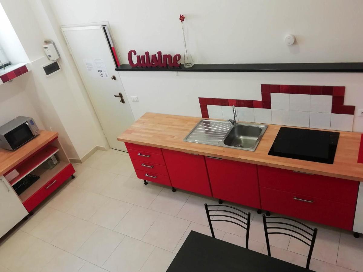 Appartamento Indipendente A Due Passi Dal Centro Savona Exterior foto