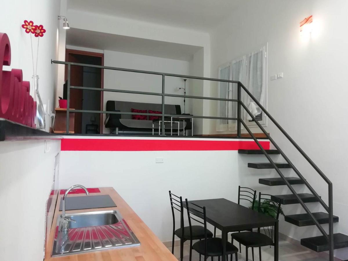 Appartamento Indipendente A Due Passi Dal Centro Savona Exterior foto