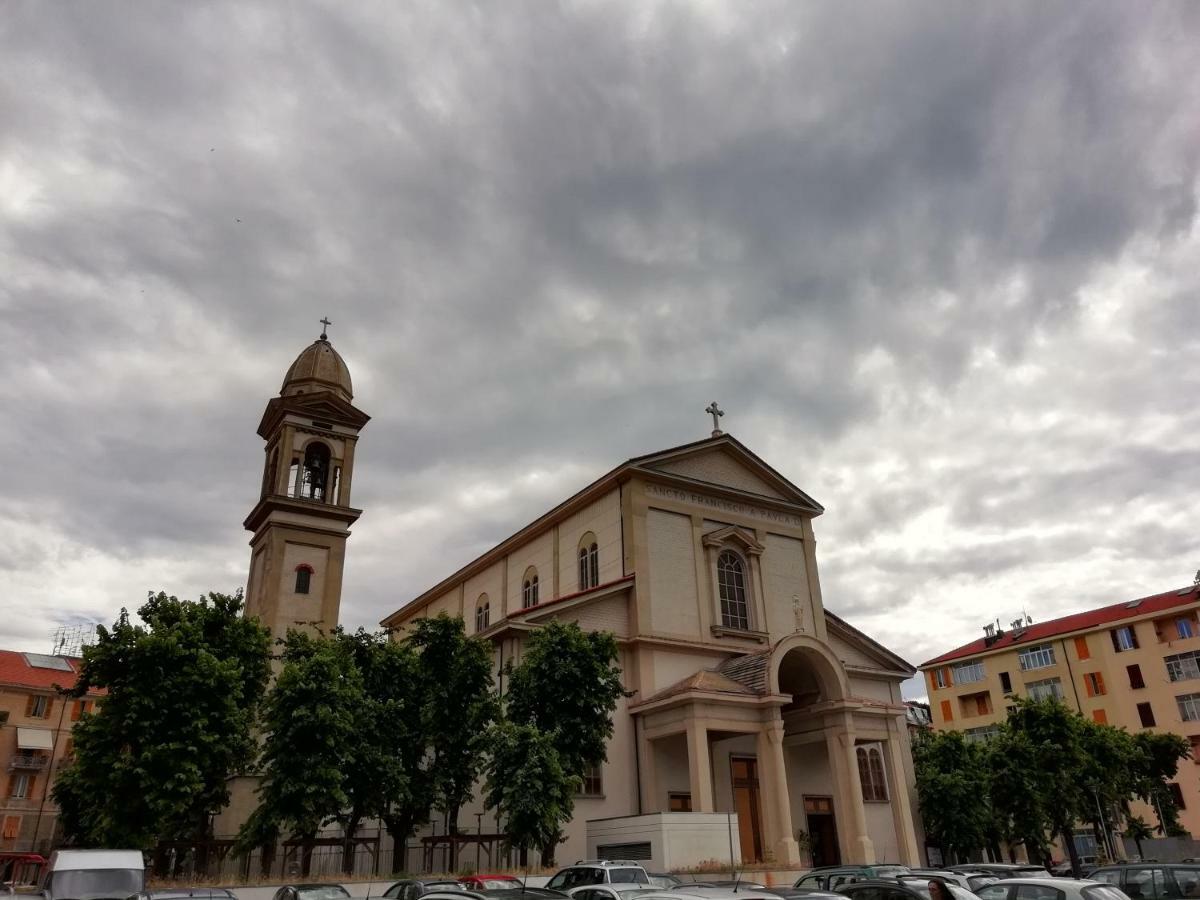 Appartamento Indipendente A Due Passi Dal Centro Savona Exterior foto